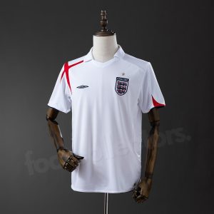 Maillot-Angleterre-Domicile-2006-1.jpg Maillot Angleterre Domicile 2006